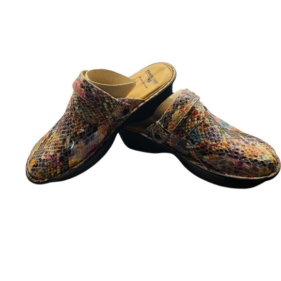 NURSE MATES GALA 256259 PILLOW TOP WOMEN'S SLIP RESISTANT NURSING CLOGS SZ 6.5 - Picture 3 of 10